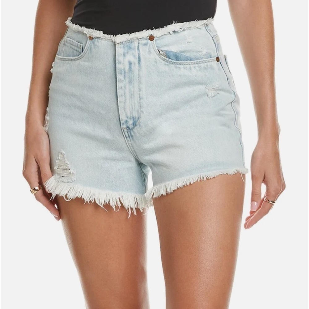NWOT Blank NYC The Barrow Vintage High Rise Short in size 26 - Picture 3 of 8